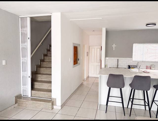 3 BEDROOM DUPLEX FOR SALE IN BRACKENDOWNS